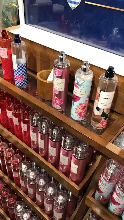 Bath & Body Works 1