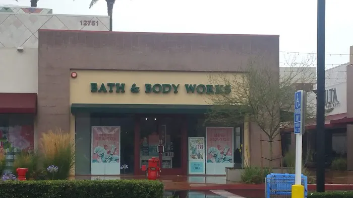 Bath & Body Works 2