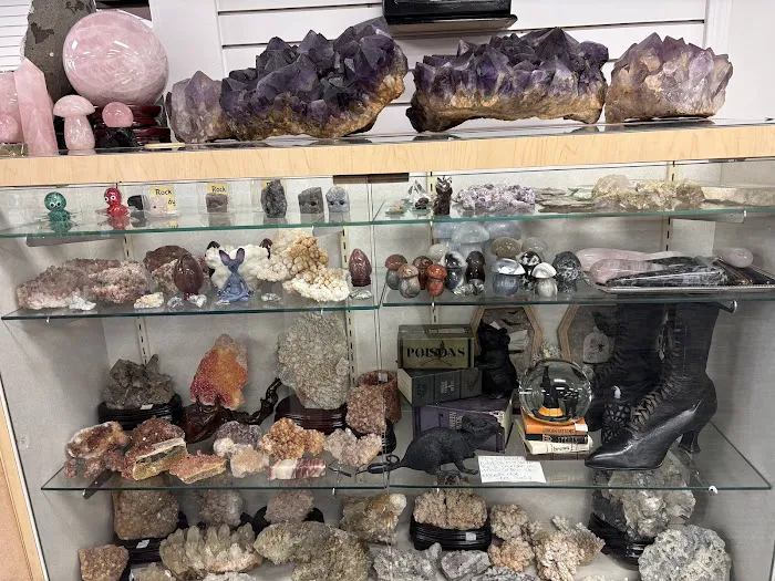 Eye Candy Rock Shop Metaphysical Store & More 9