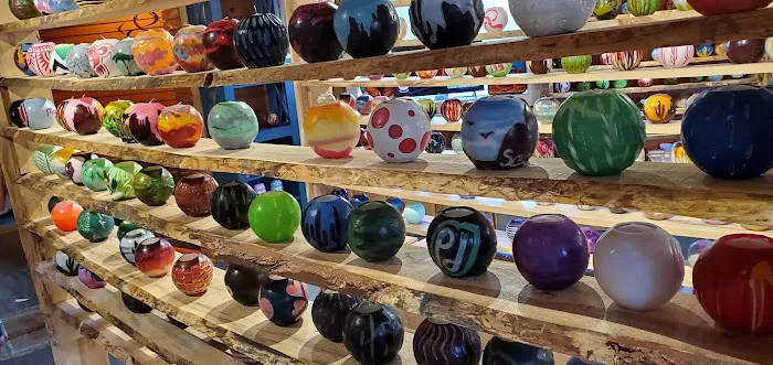 Sedona Candle Gallery 3