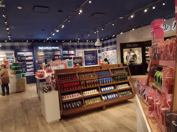 Bath & Body Works 4