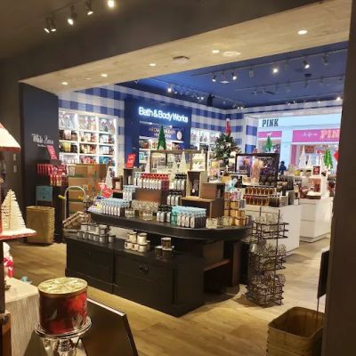 The White Barn Candle Co.