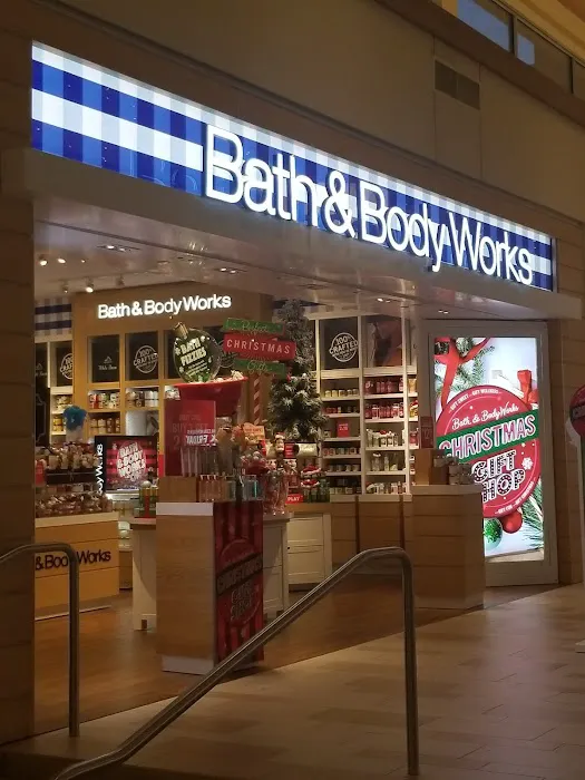 Bath & Body Works 1