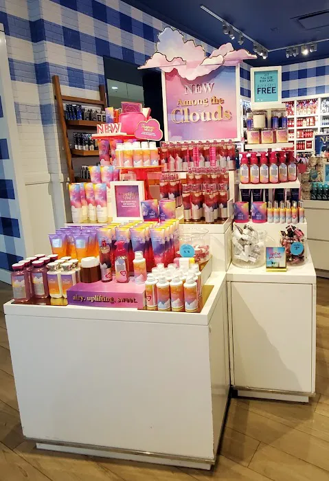 Bath & Body Works 1