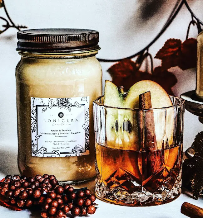 Lonicera Candle Co. 7