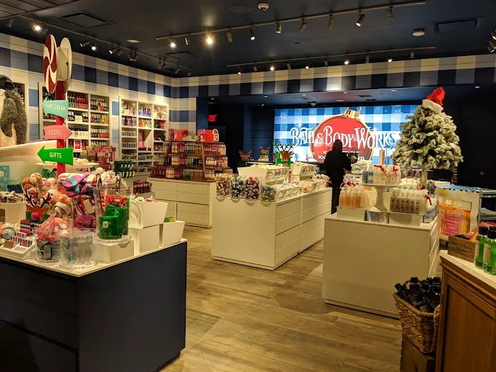 Bath & Body Works 2