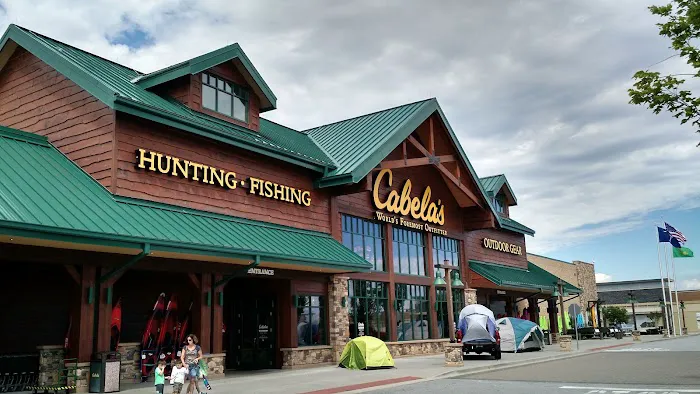 Bass Pro Shops 0