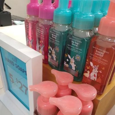 Bath & Body Works
