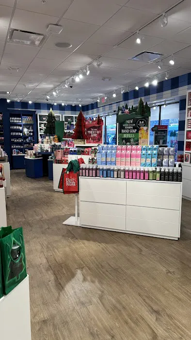 Bath & Body Works 6