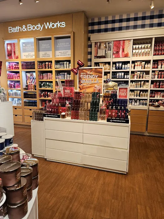 Bath & Body Works 9