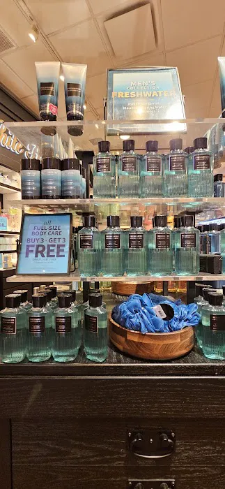 Bath & Body Works 4