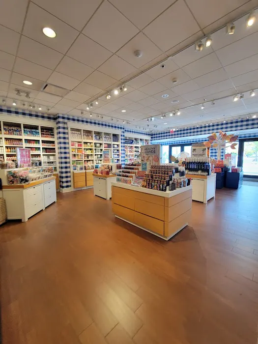 Bath & Body Works 4