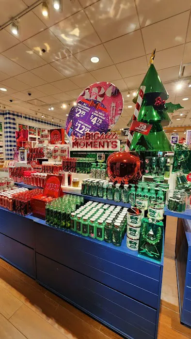 Bath & Body Works 1