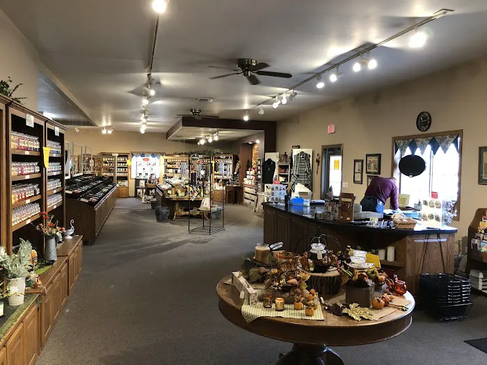 Door County Candle Company & Candle Bar 4