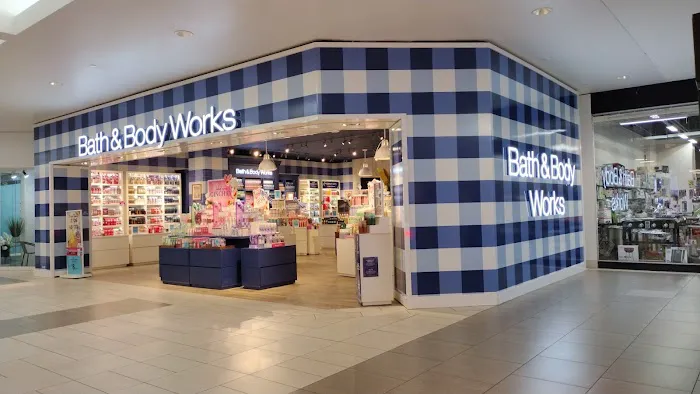 Bath & Body Works 1