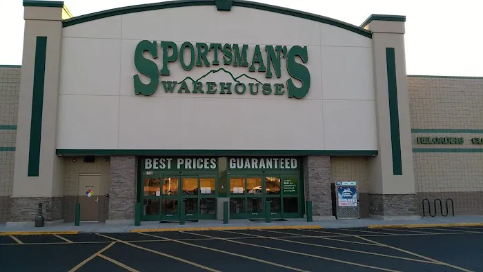 Sportsman's Warehouse 0