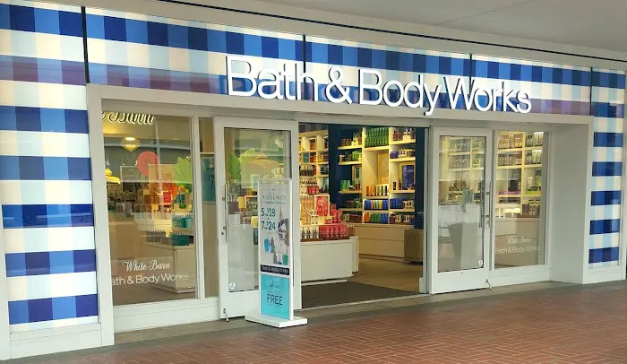 Bath & Body Works 1