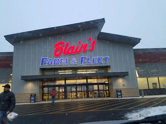 Blain's Farm & Fleet - Romeoville, Illinois 7