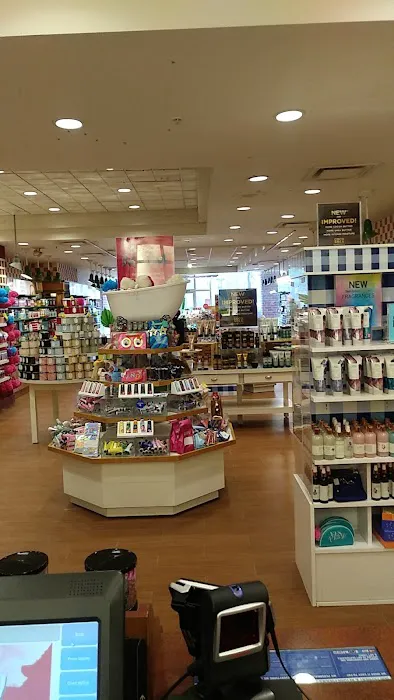 Bath & Body Works 2