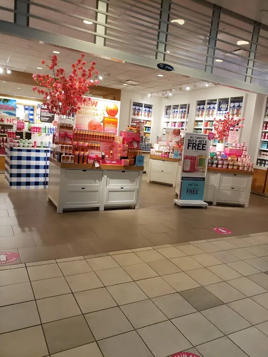 Bath & Body Works 2