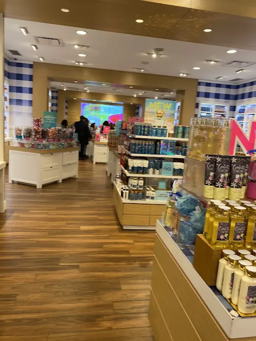 Bath & Body Works 2