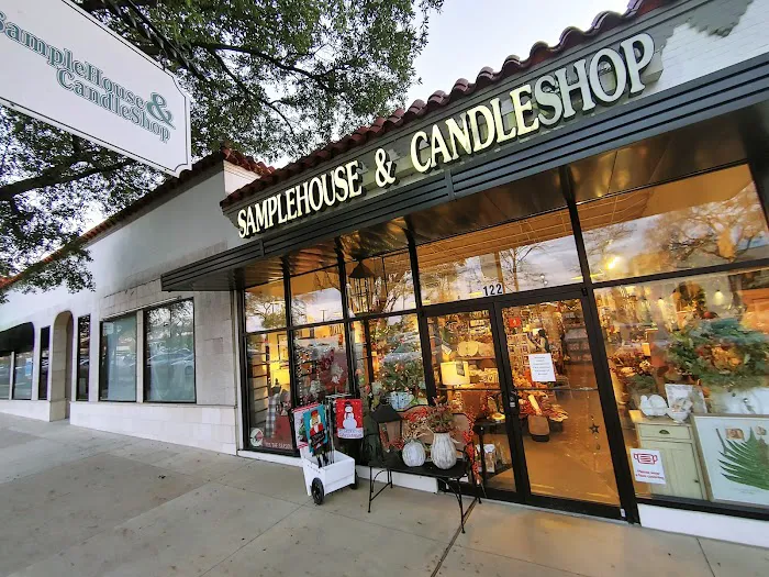 Sample House & Candle Shop 4