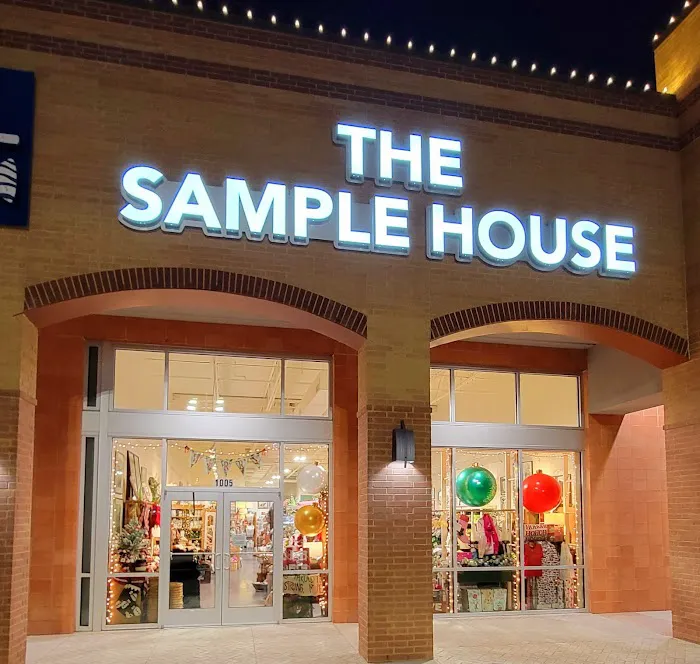 Sample House & Candle Shop 0