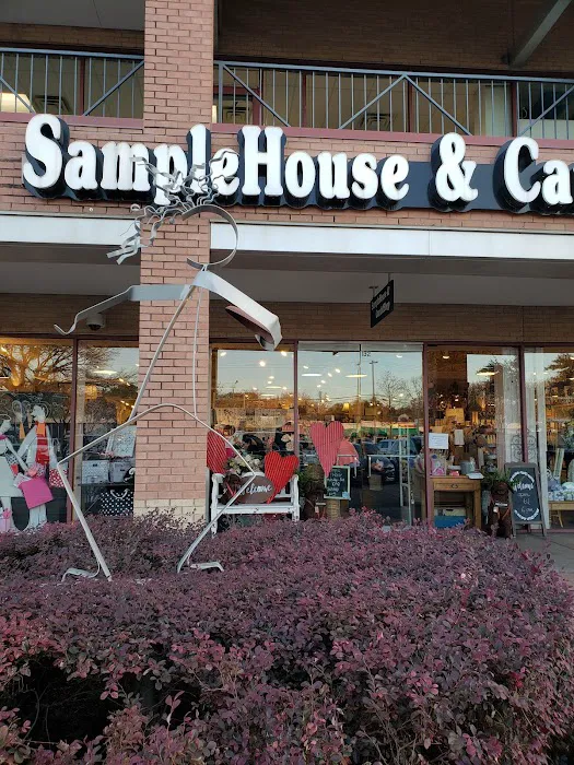 SampleHouse & CandleShop 6