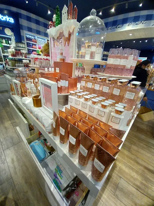 Bath & Body Works 0