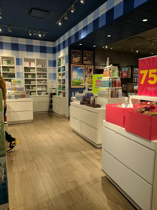 Bath & Body Works 2