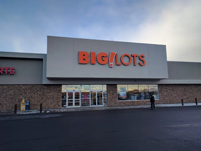 Big Lots 4