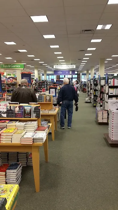 Barnes & Noble 5