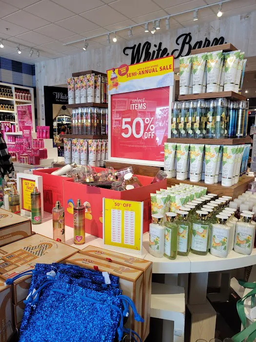 Bath & Body Works 2