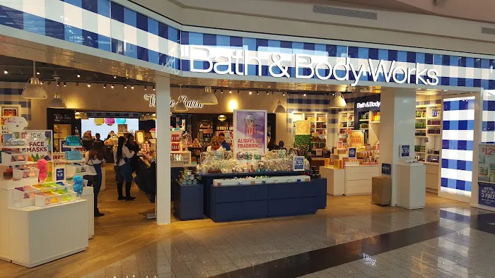 Bath & Body Works 3