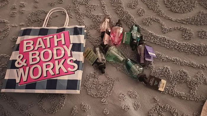 Bath & Body Works 8