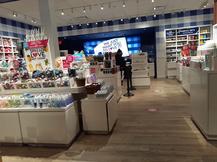 Bath & Body Works 1