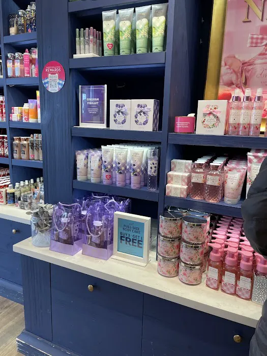 Bath & Body Works 3