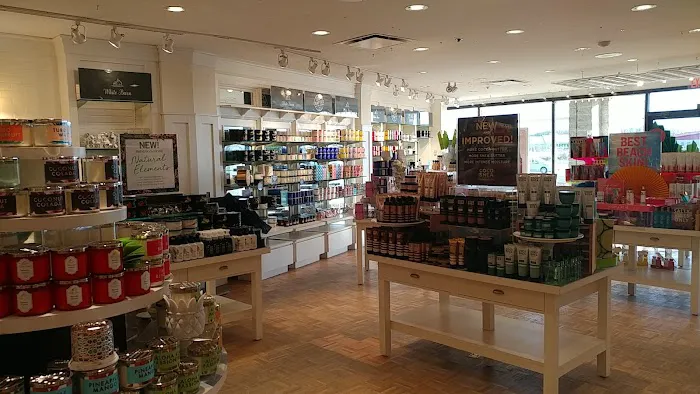 Bath & Body Works 2