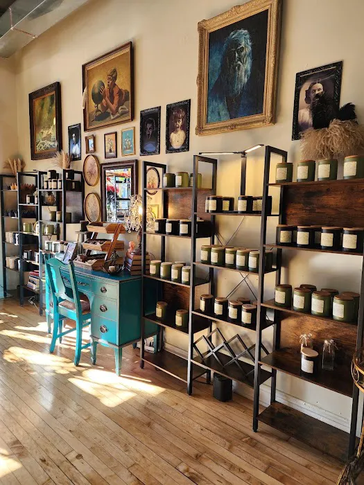 The Scent Queens Candle Company & Apothecary Shoppe 2