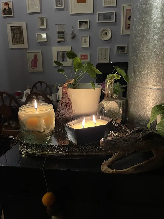 Virtue Alchemy Candle Co 4