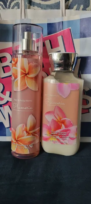 Bath & Body Works 1