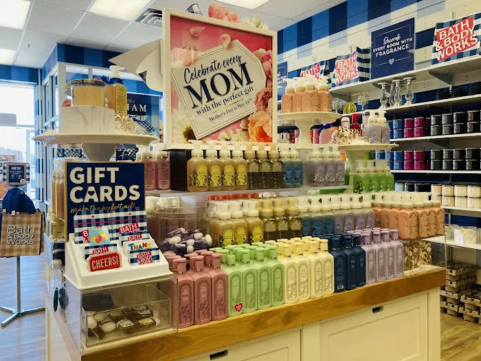 Bath & Body Works 2