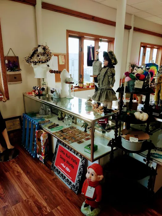 Little Bull Falls Soap Works Boutique 9