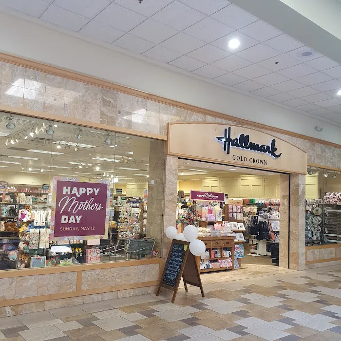 Banner's Hallmark Shop 7