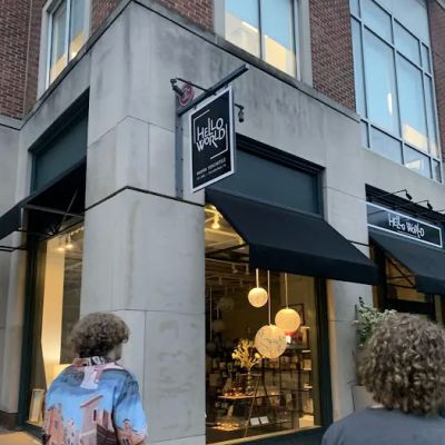 Hello World Modern Mercantile