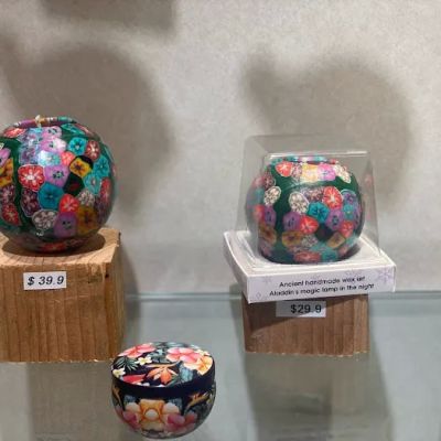 Alanu2019s candle