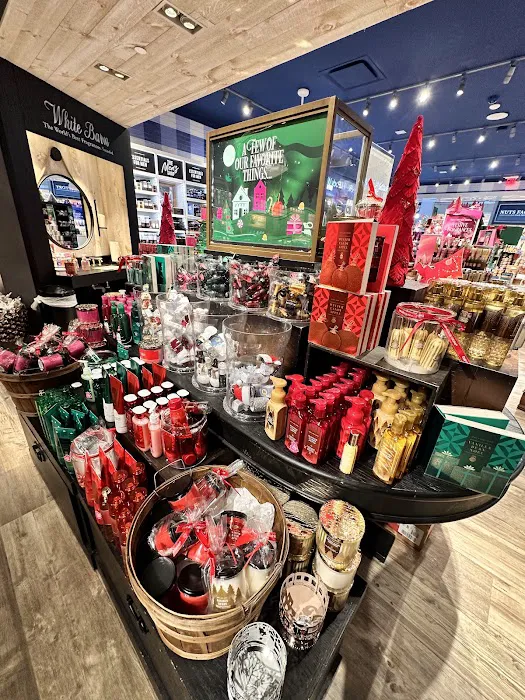 Bath & Body Works 8