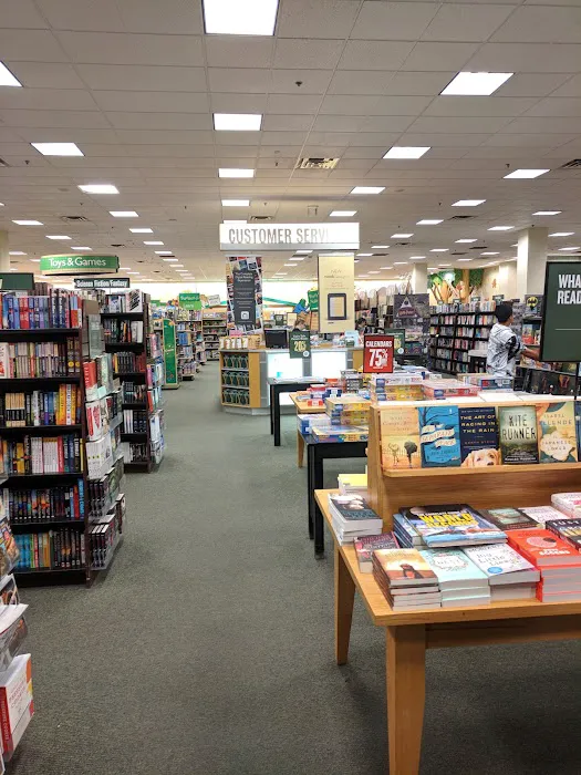 Barnes & Noble 0