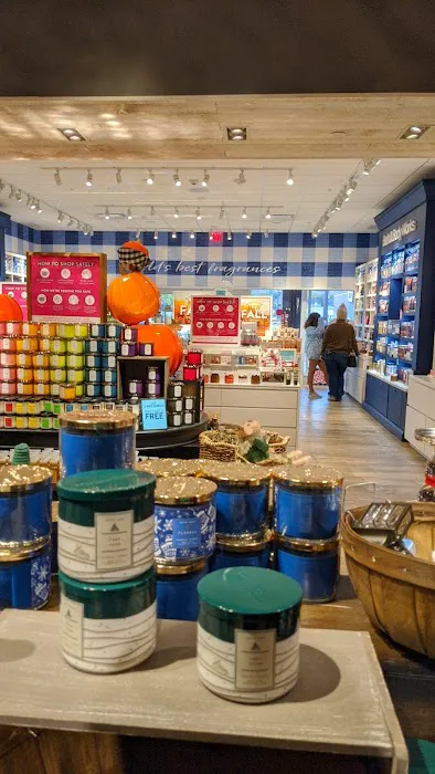 Bath & Body Works 4