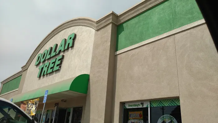 Dollar Tree 4